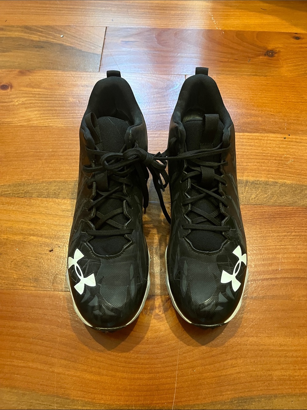 Under Armour Black and White Men's Cleats